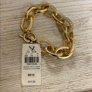Express gold toggle bracelet